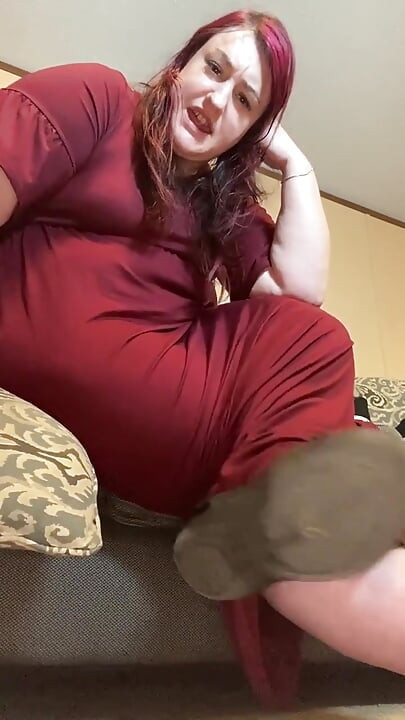 I Allow You to Cum- Countdown with Shaking of Foot in Sandal