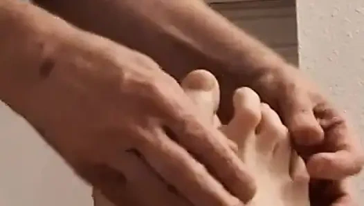 BBW-krankenschwester Vicki ist gefesselt und hat fußkitzeln teil 1