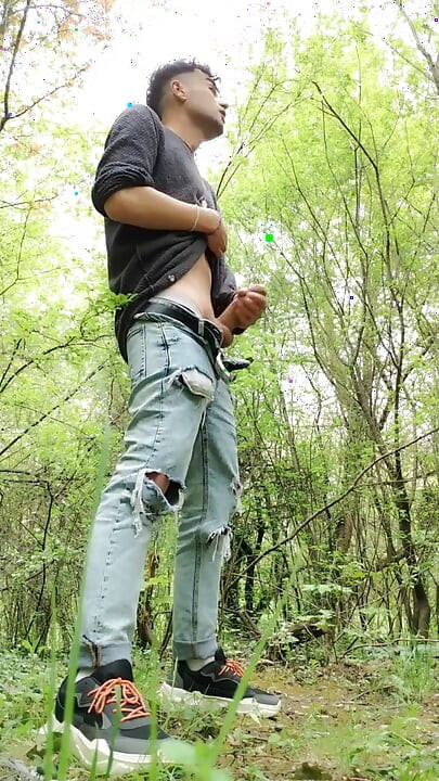 Jerking in the Woods and Shaking Orgasm
