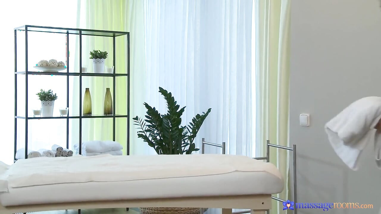 Massage Rooms - Young Stud Receives Blonde Masseuse's Tight Pussy