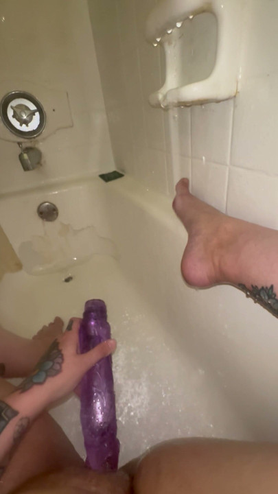 I want my pussy to stretch the max
