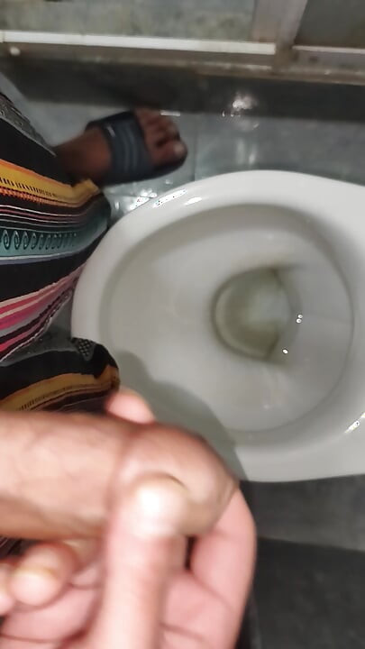 Beautiful Twink Jerks off in a Toilet