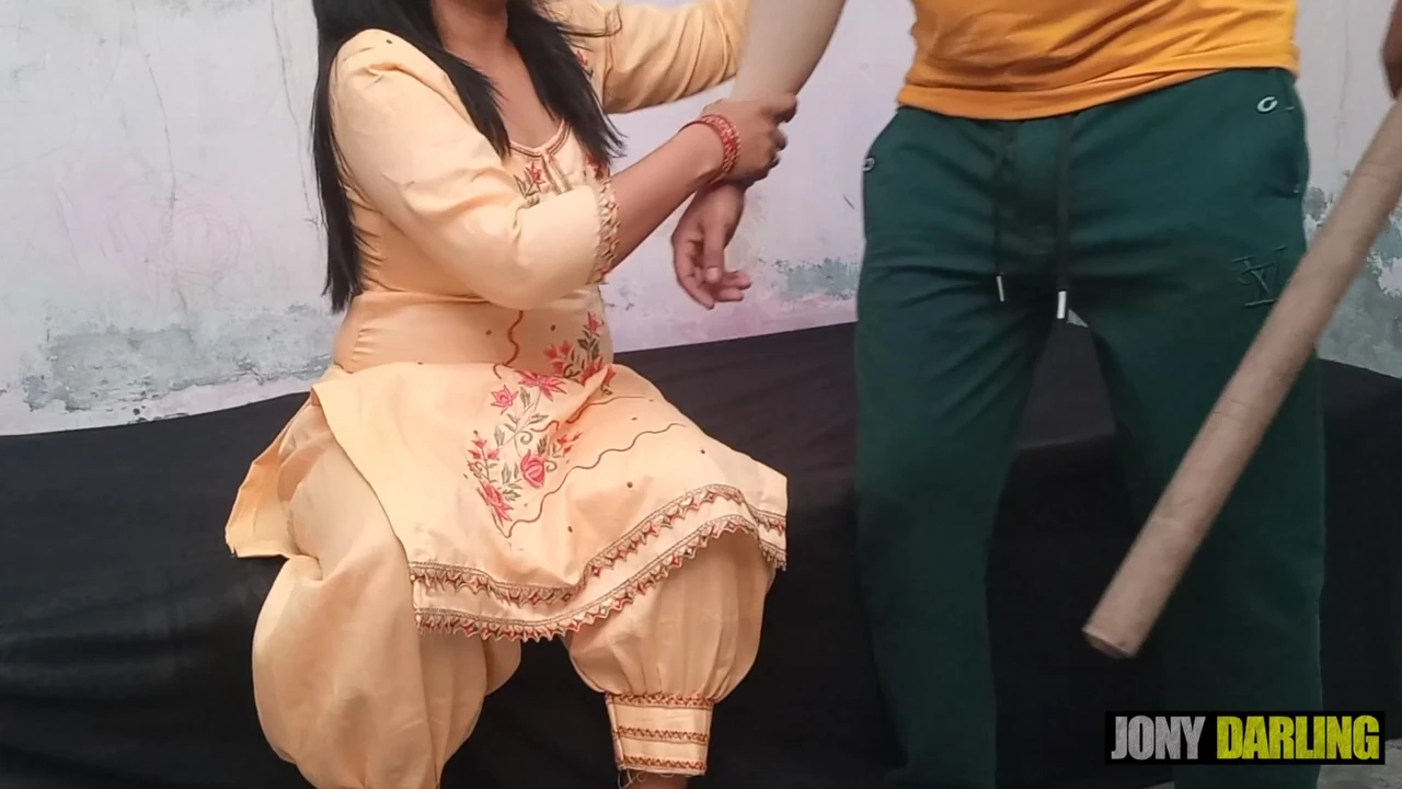 Bihari ne Punjabi ko dande se peeta aur jabardasti pakad kar chod diya Punjabi and Hindi Audio