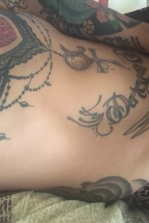 ไม้กายสิทธิ์สีชมพูถึงจุดสุดยอดความเร็วสูงสุด