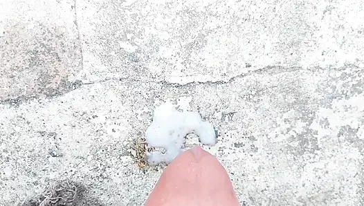 Mastürbasyon yaptım ve spermi çıkardım, çok eğlendim.