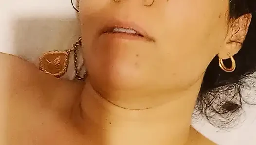 Stöhnen und orgasmus durch muschilecken