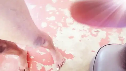 Beschwiegertochter Bettelt Um Die Milch Des Schwiegervaters, Ehemann Arbeitet