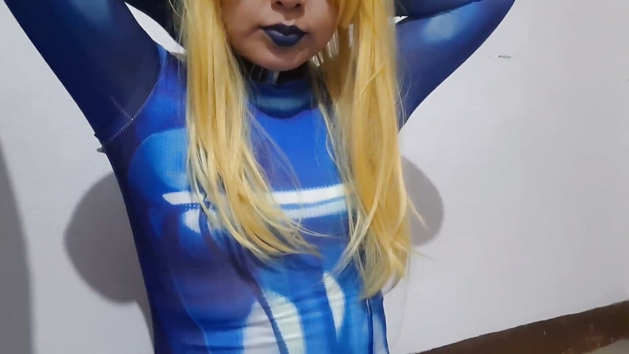 Cute Samus Femboy with BDSM Nosehook Giving a Sloppy Blowjob to BBC Dildo, Deepthroat, and Eating Semen