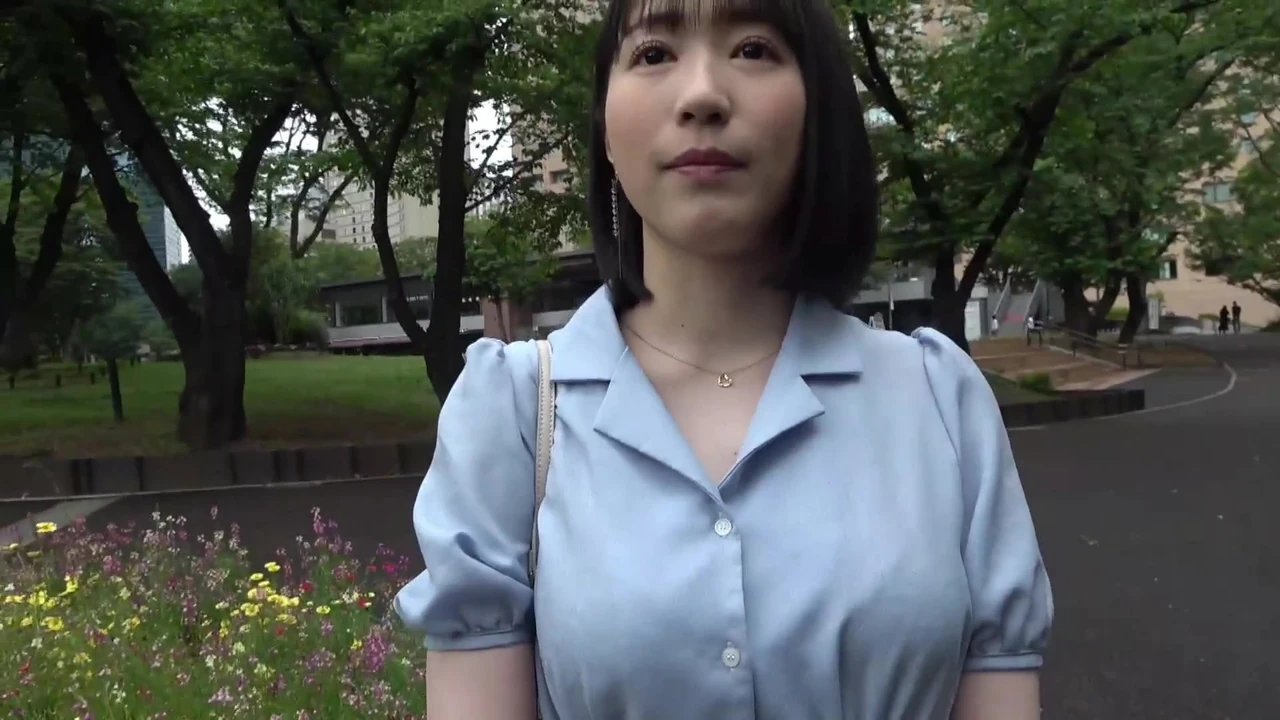 Threesome Raw Sex! 25 yrd Nurse - Karen part 1