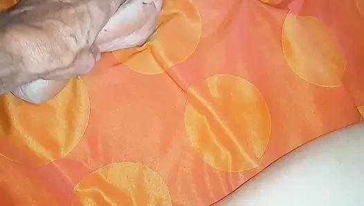 Золотой дождь Selena и секс на каблуках