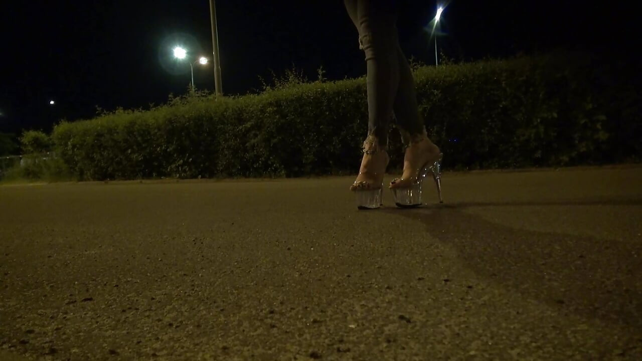 stripper high heels show