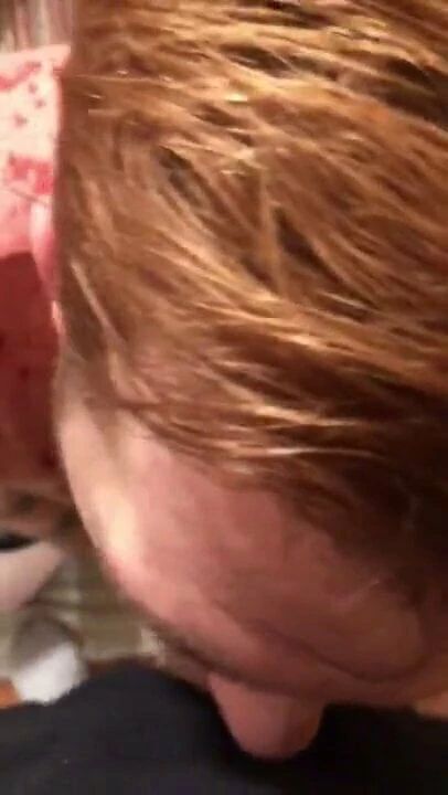 This young man gets pissed in the face. It's the golden show