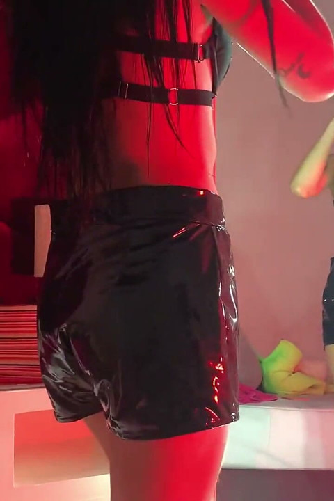 Thổi kèn trong gương