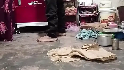 Geheimer sex mit echtem schwager, wieder in Hindi-audio gemacht, Desi Bhabhi Dewar