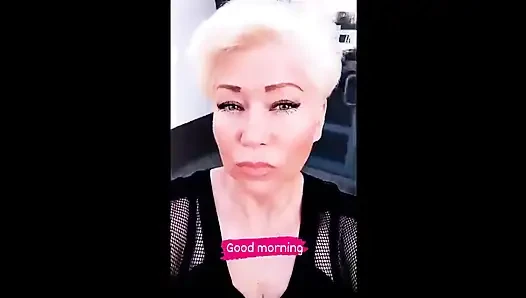 Bintang bokep basah kuyup setelah mandi tanpa make-up, tapi memeknya masih pakai dildo... Pekerjaan dimulai tiba-tiba!