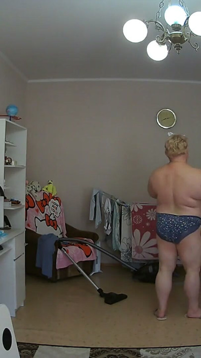 mother-in-law cleans the room naked | Clip 1