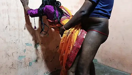 Моя тетушка дези трахается