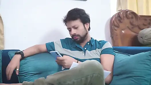Sahar ki ladki ko padhane ke liye apne ghar bulake chod diya