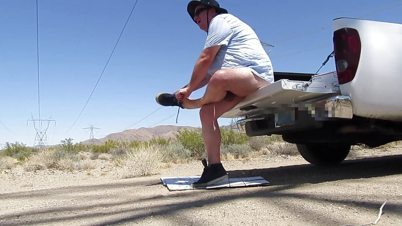 Desert Hike Jerkoff 4