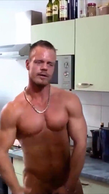 Must-see moment from "Ups die hat ja einen Schwanz"