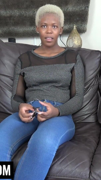 Oförglömligt ögonblick från "Busty Ebony slampa Fitta bultande POV av vit producent Ber om mer"