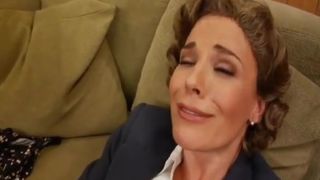 Beverly Hillbillies пародирует развлечение сексом