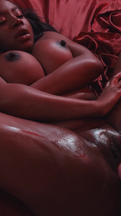 PORNFIDELITY Red Hot Ebony Amari Anne Takes White Dick | Clip 2