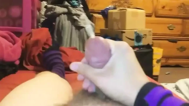 Big Nut with Femboy get up (old video)