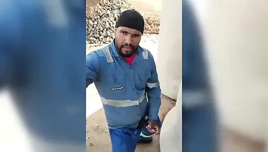 Eve gitmeden önce işçi bunu işe verir