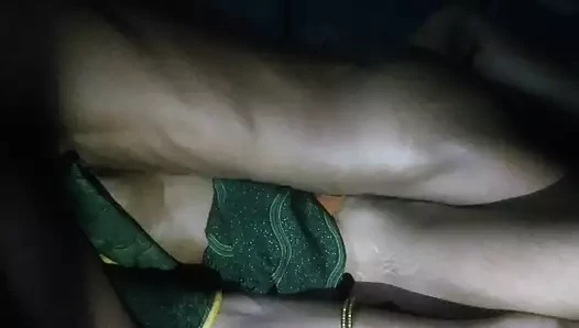 Sister-in-law got the brother-in-law to with a fat dragon condom, the wish was fulfilled in the night, sister-in-law's very jaatke lage, desi bhabhi village sex Hindi
