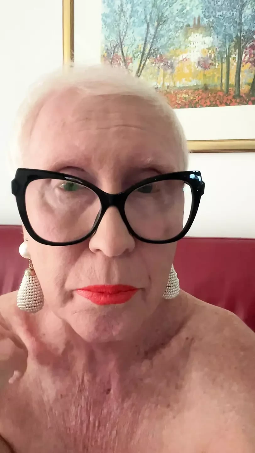 SLATKA DEVOJKA