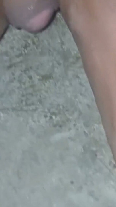 Widened his leg | Clip 1