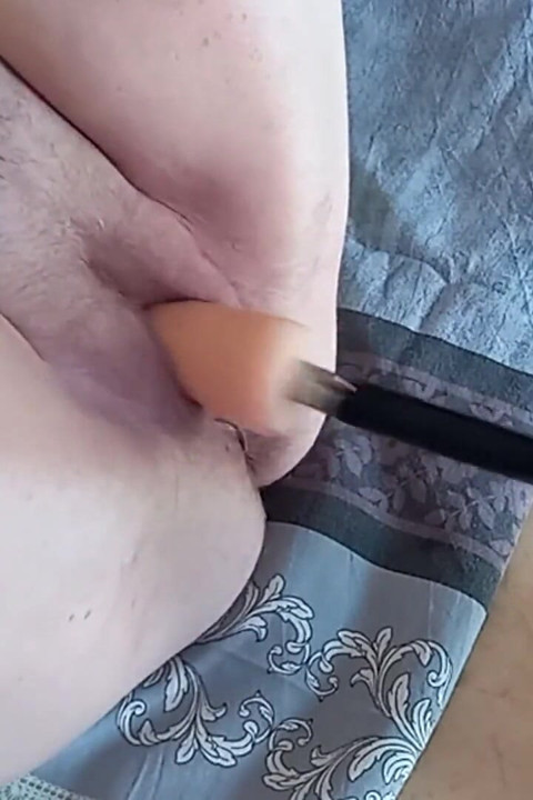 Girlfriend squirts in front of the camera from a sex machine close up