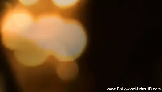 Exotic Bollywood Dancing Babe