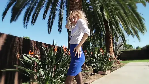 Грязная анальная милфа Natasha Starr