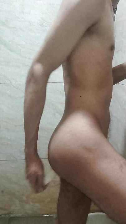 15 inchi Radish in ass verry hard fucking part 2