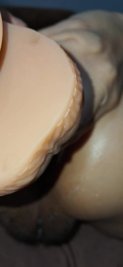 Enfiando pequenos dedos na minha bunda | Clipe 2