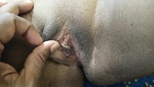 Housewife pussy fingering romance