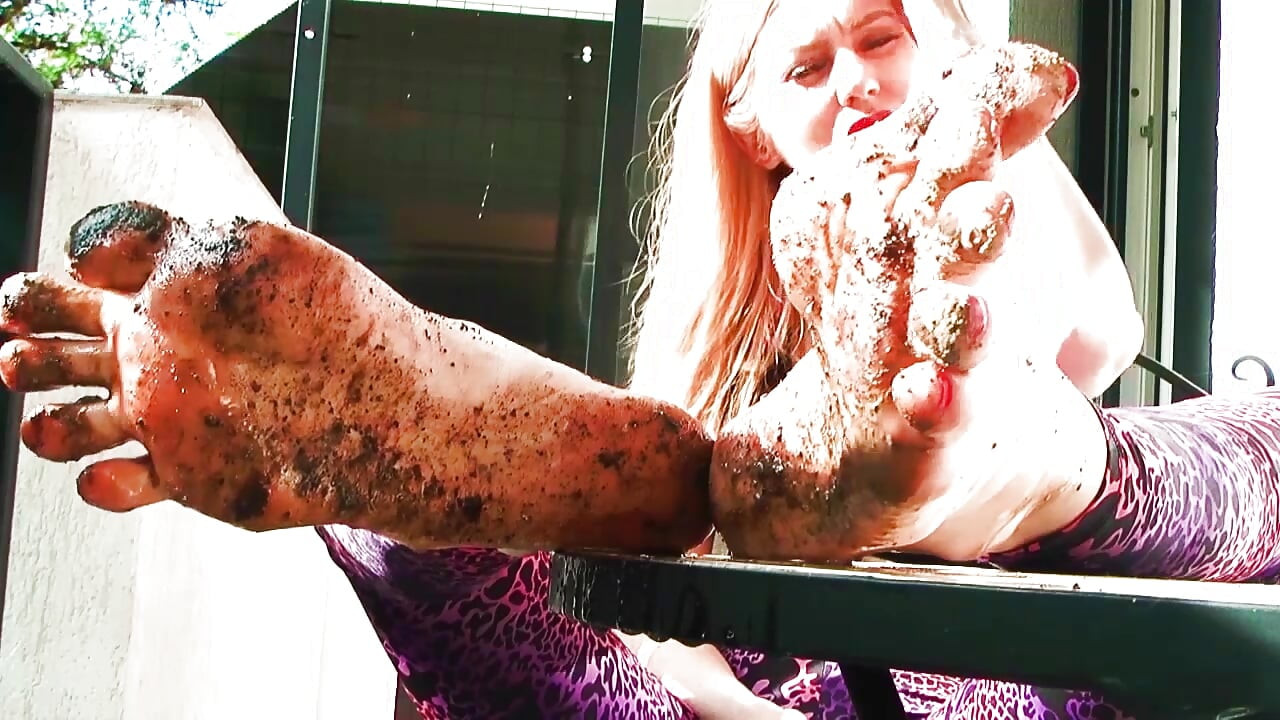 Dirty Feet Humiliation Femdom