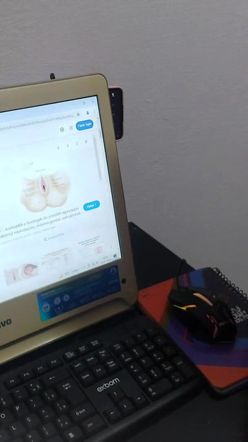 Momento icônico de "Aula de Anatomia e punheta, sexo com milf com peitos naturais da madrasta"