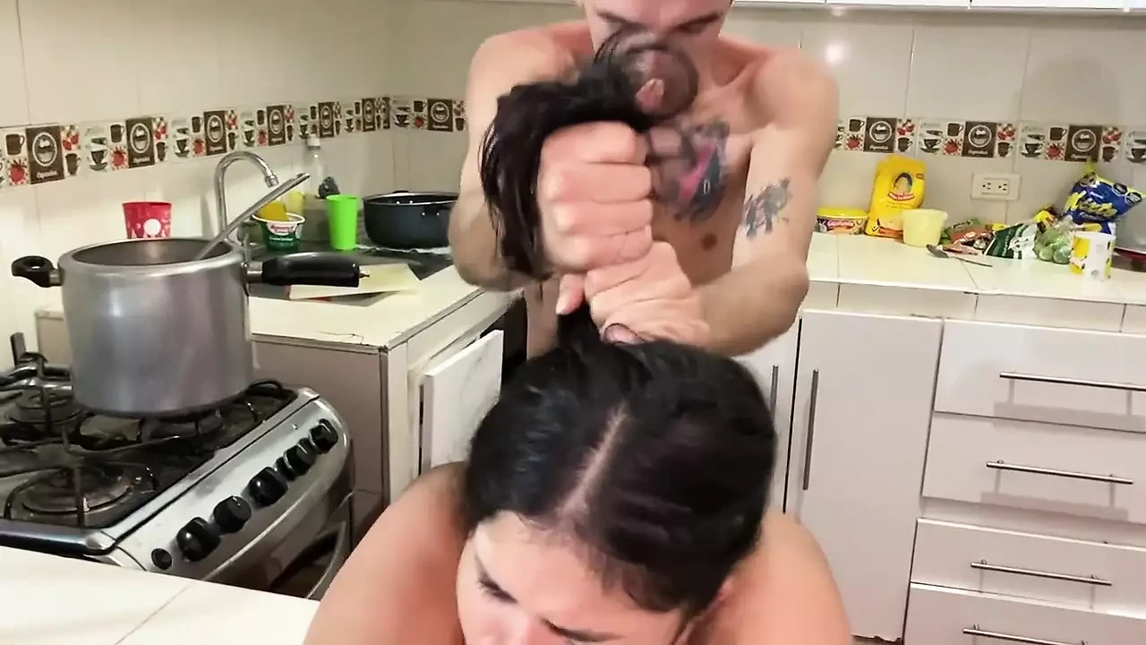 I fuck my stepsister in the kitchen until she ejaculates