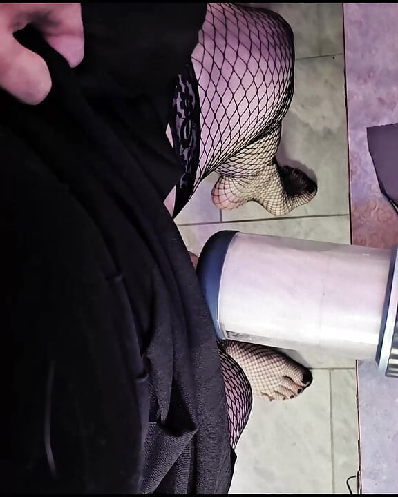 Femboy Milking Machine: Shy femboy with cute feet  gets sucked off by machine, takes it to the bed, then fucks it