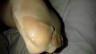 Cum on her nylon feets