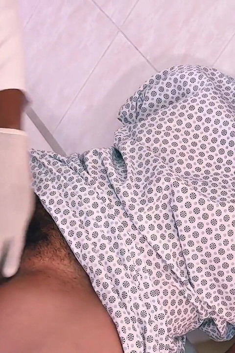 An Ftm Went to the Gynecologist and Had Sex with the Doctor.