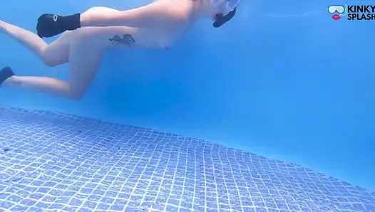 Masturbating in Snorkel Gear - Underwater Cum Shot