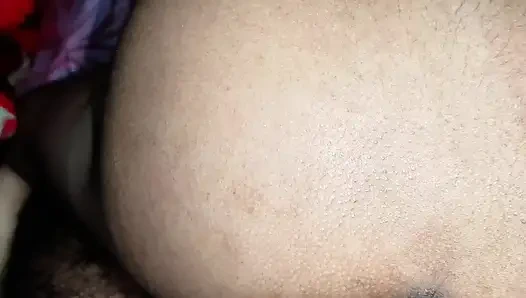 Ada yang mau nonton video rekaman seks bithi bhabi favoritmu yang lagi sange? Beri tahu kami di komentar bagian 1