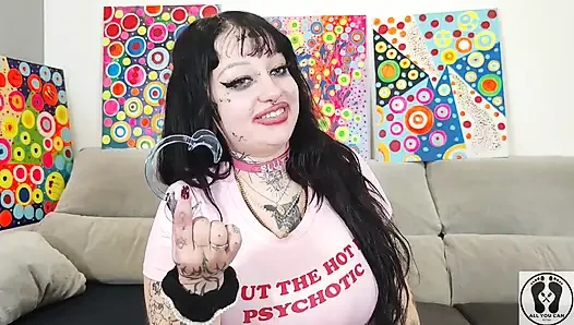 Bimbo Curvy Girl Mouth Tongue Fetish