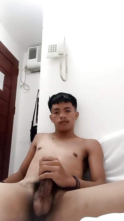 Stepdaddy’s Hot Twink Jerks off While Begging for Cum