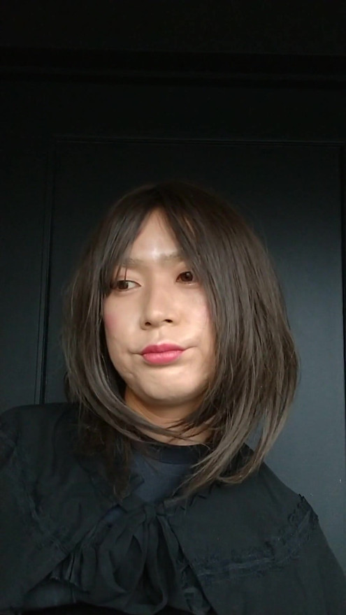I couldn't hide the big dick of a cross-dressing boy wearing a black dress, and it came out and I touched it myself and masturbated comfortably. | Clip 1