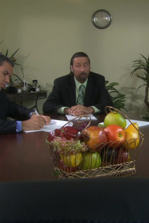 İki ateşli lezbiyen kız birbirlerinin amını yalıyor